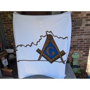 Masonic Fleece Throw Blanket 82x68 White Compass Square G Symbol Lodge Novelty